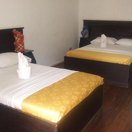 Hotel Brisas De San Francisco Μεντεγίν Εξωτερικό φωτογραφία